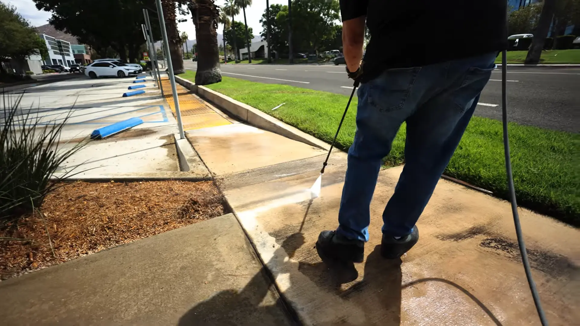 Soft washing vs pressure washing comparison Charleston SC